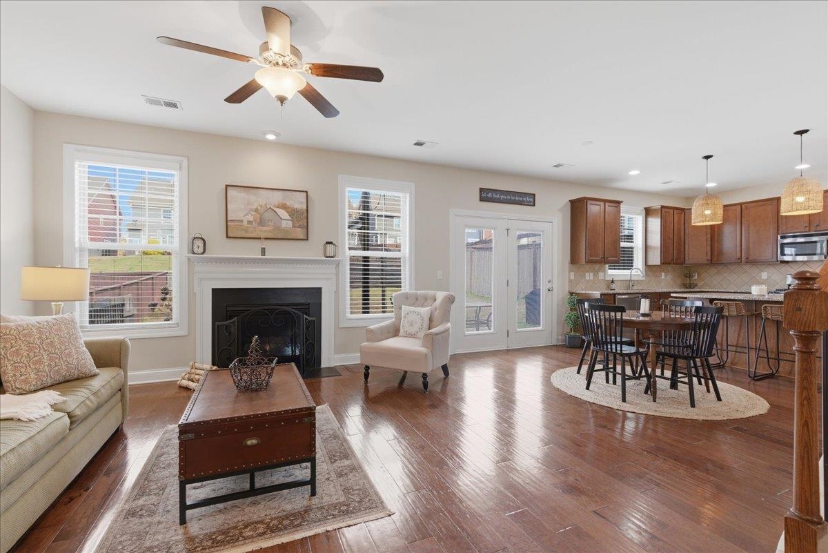 22 Kelvyn Street Greer, SC 29651 - Photo 8 of 31