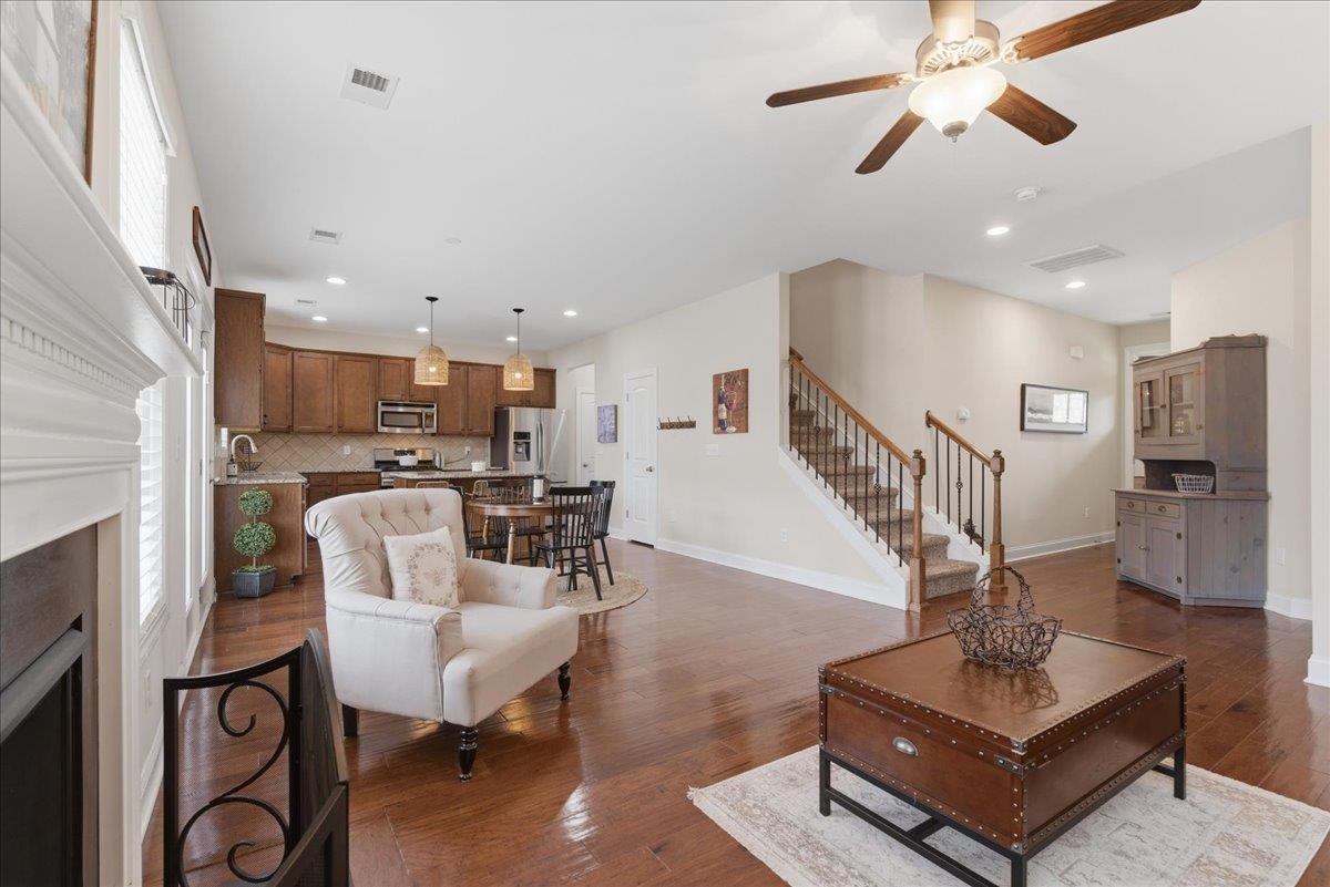 22 Kelvyn Street Greer, SC 29651 - Photo 9 of 31