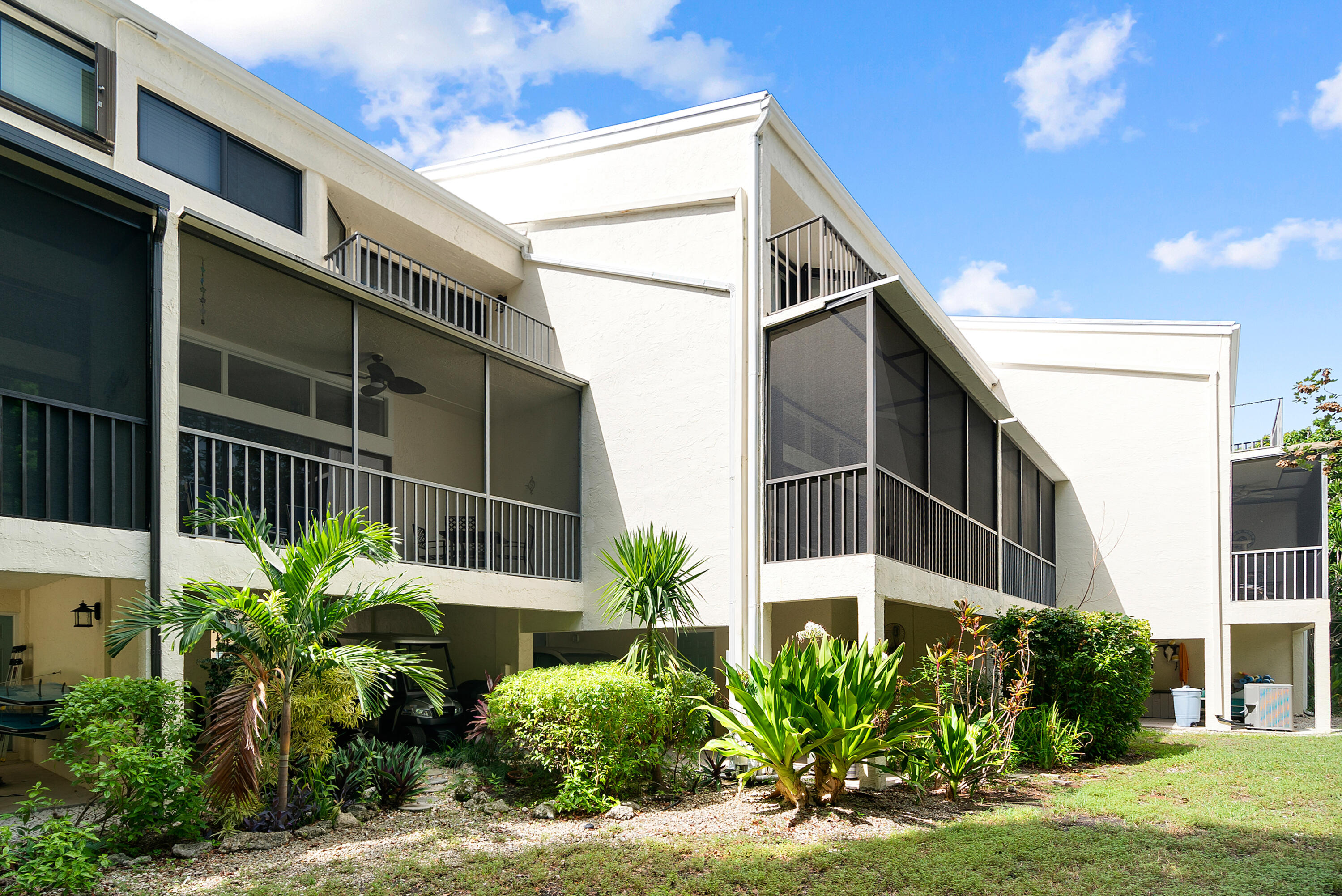 94220 Overseas Highway, Unit 5E Tavernier, FL 33037 - Photo 39 of 77 Back of 5E