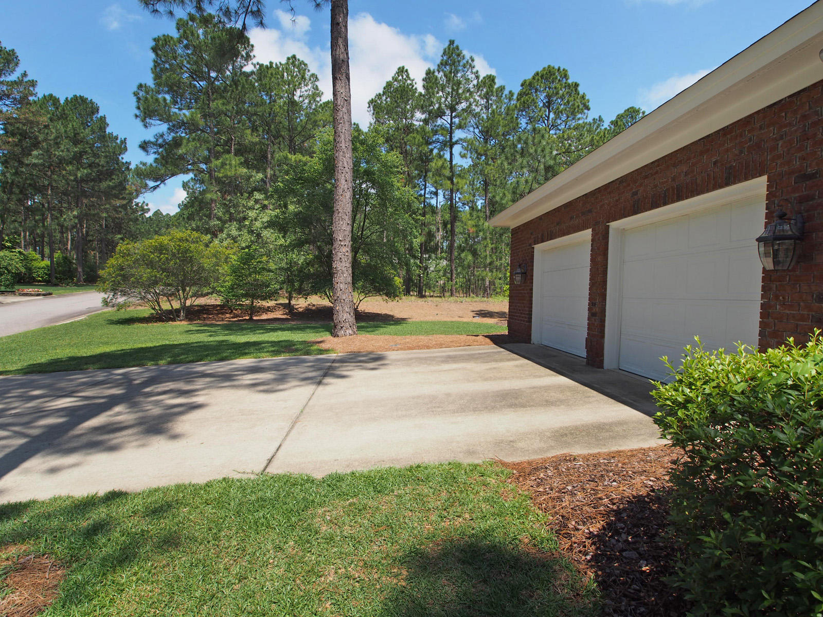 13 Masters Ridge Place Southern Pines, NC 28387 - Photo 34 of 40 yard1