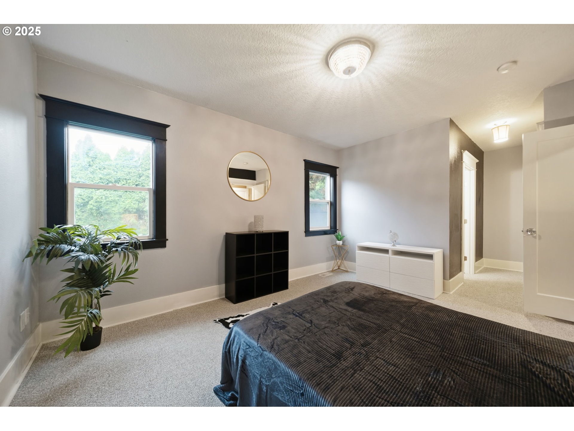 127 West 24th Street Vancouver, WA 98660 - Photo 16 of 38 Bedroom, Primary