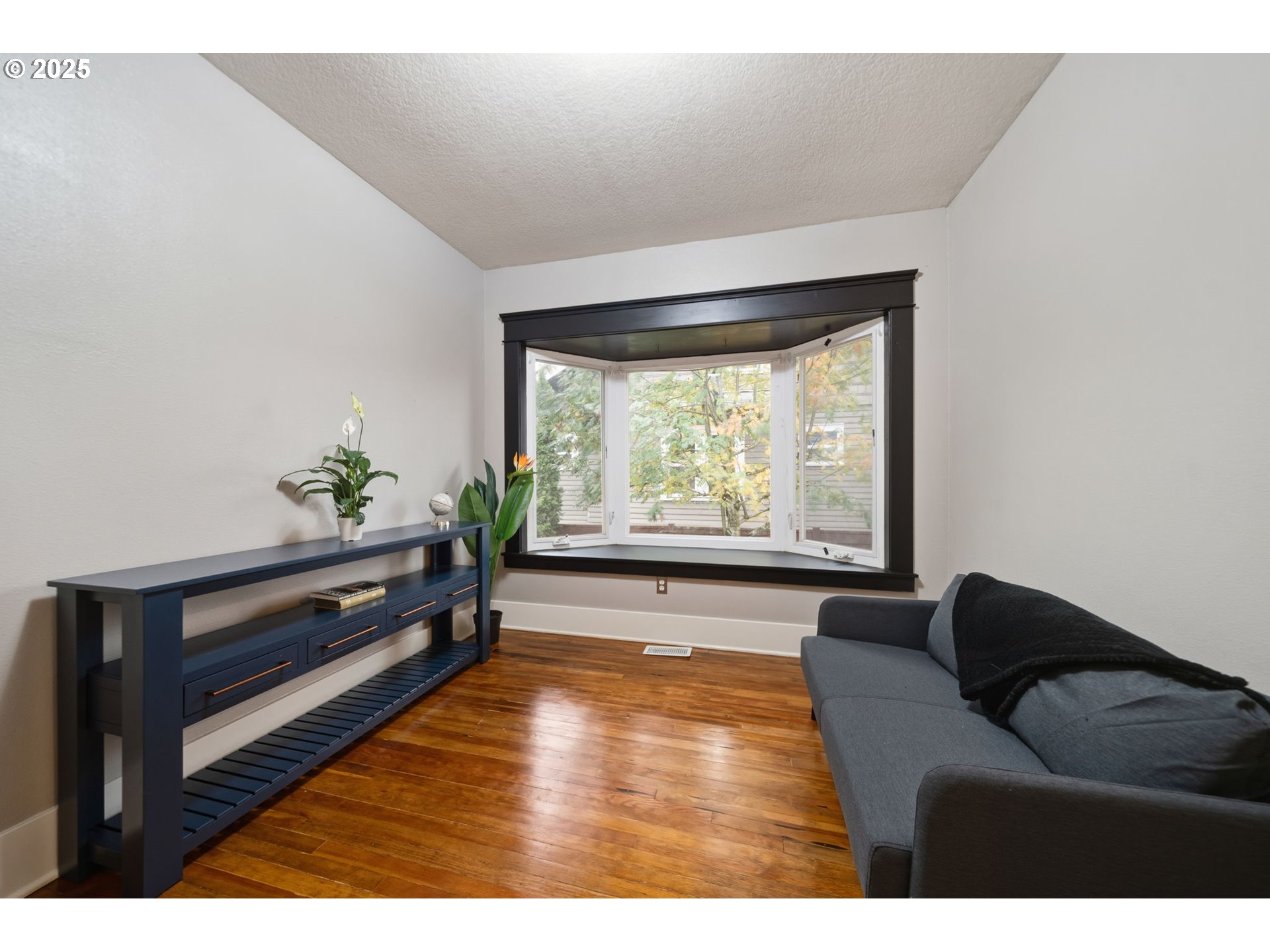 127 West 24th Street Vancouver, WA 98660 - Photo 19 of 38 Bedroom