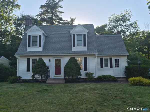 $389,900 | 7 Usher Avenue, Plainville, CT 06062