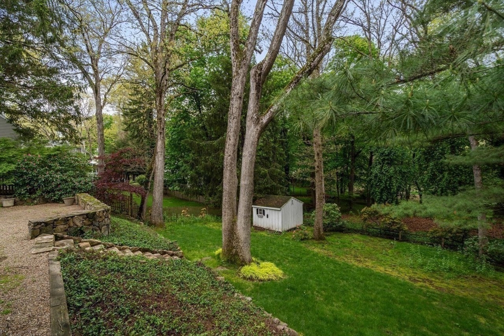 21 Madison Road Wellesley, MA 02481 - Photo 34 of 35