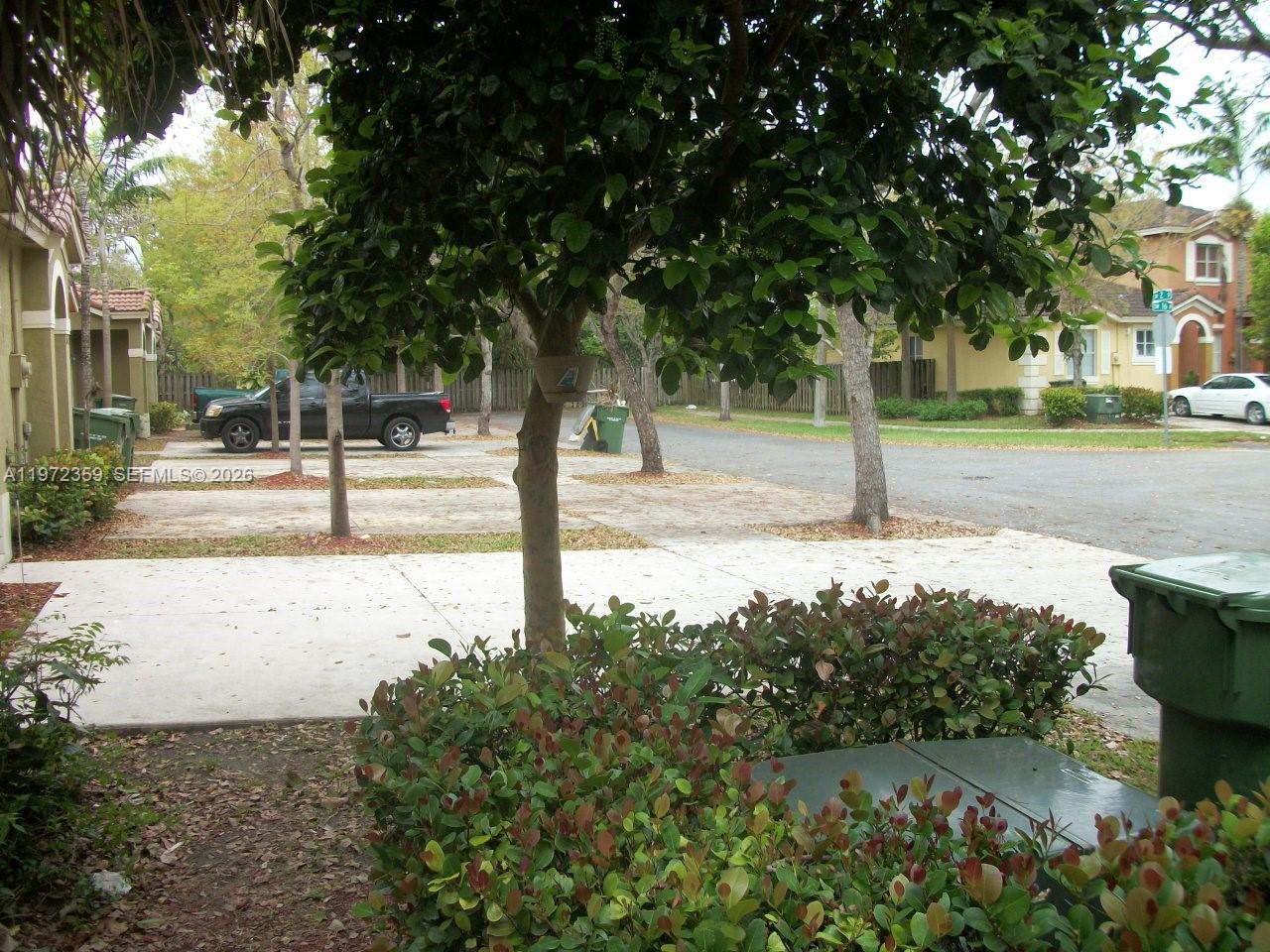 1596 Southwest 2nd Street Homestead, FL 33030 - Photo 5 of 42