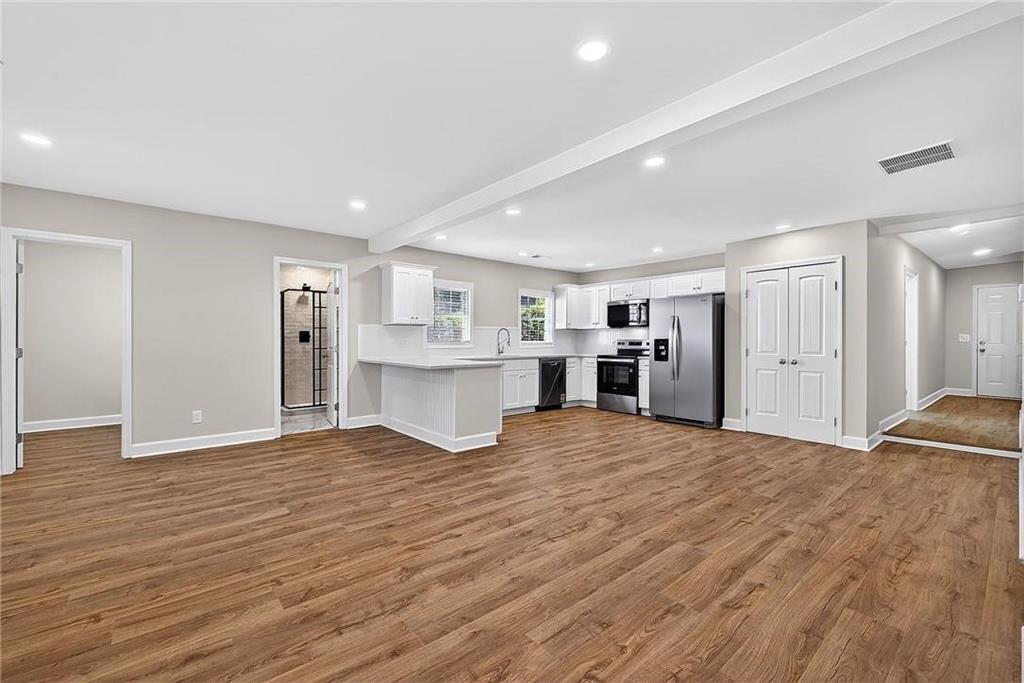 955 South Columbia Drive Decatur, GA 30030 - Photo 8 of 31