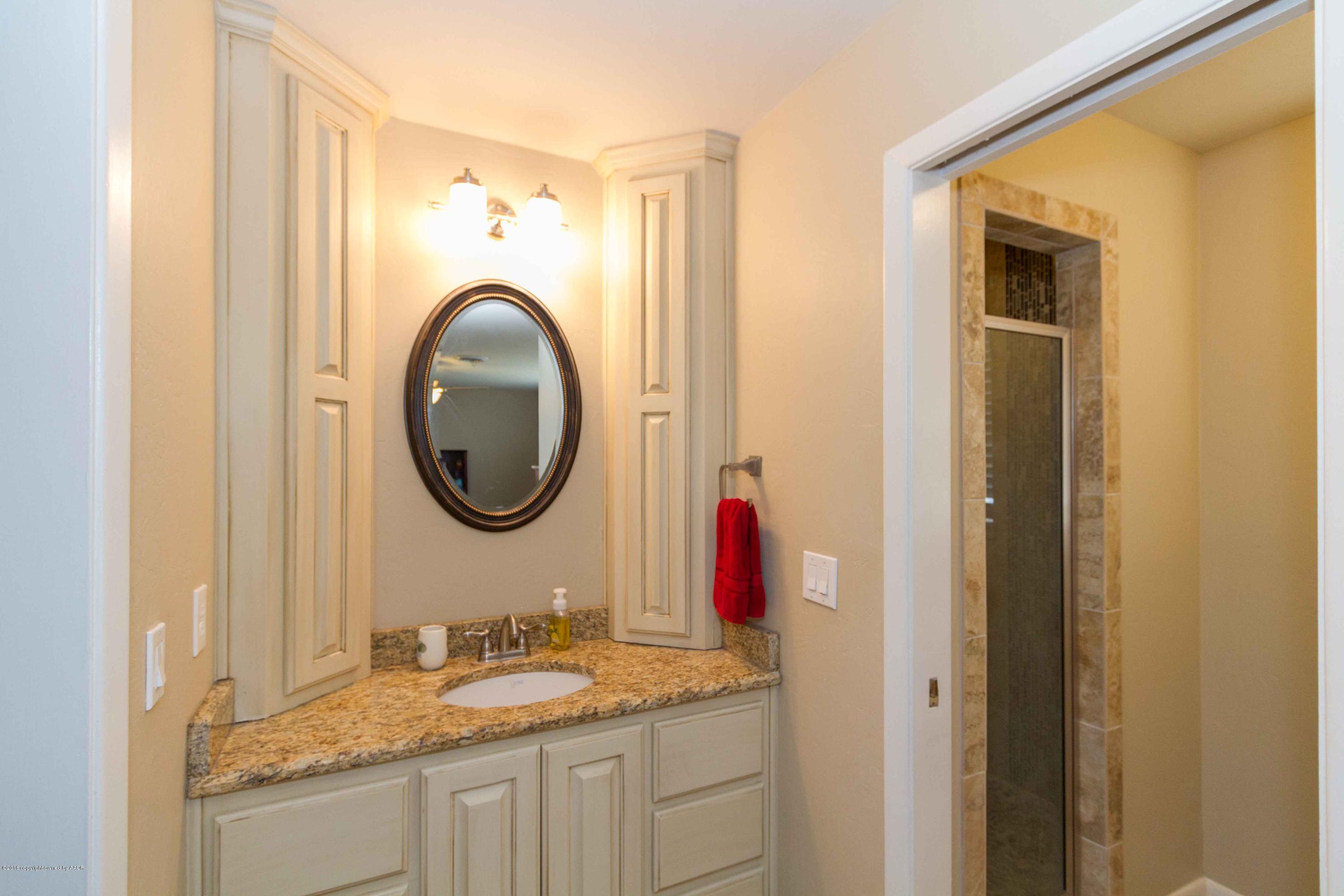 3906 Kingston Road Amarillo, TX 79109 - Photo 17 of 28 MASTER BATH VIEW 1