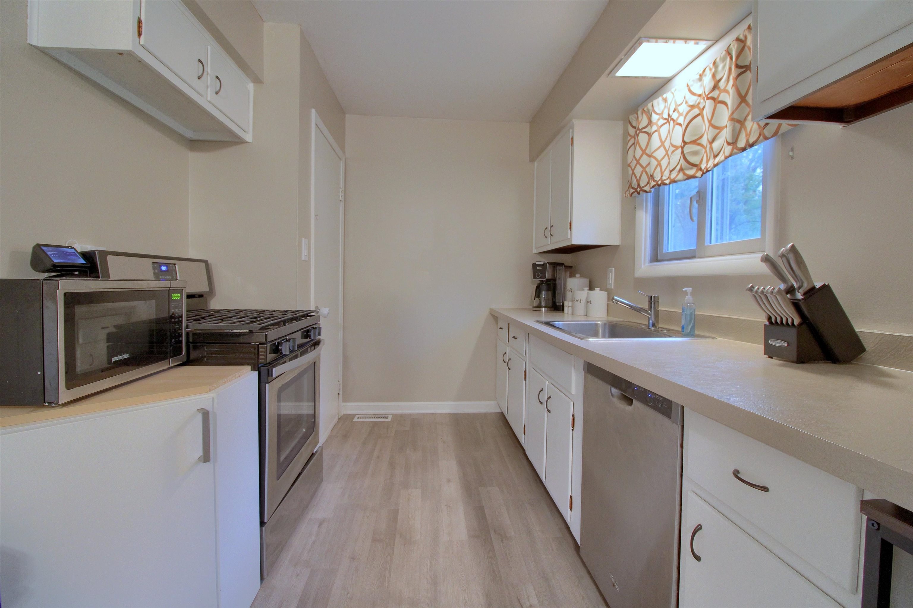 48725 Sugarbush Road Chesterfield, MI 48047 - Photo 8 of 25