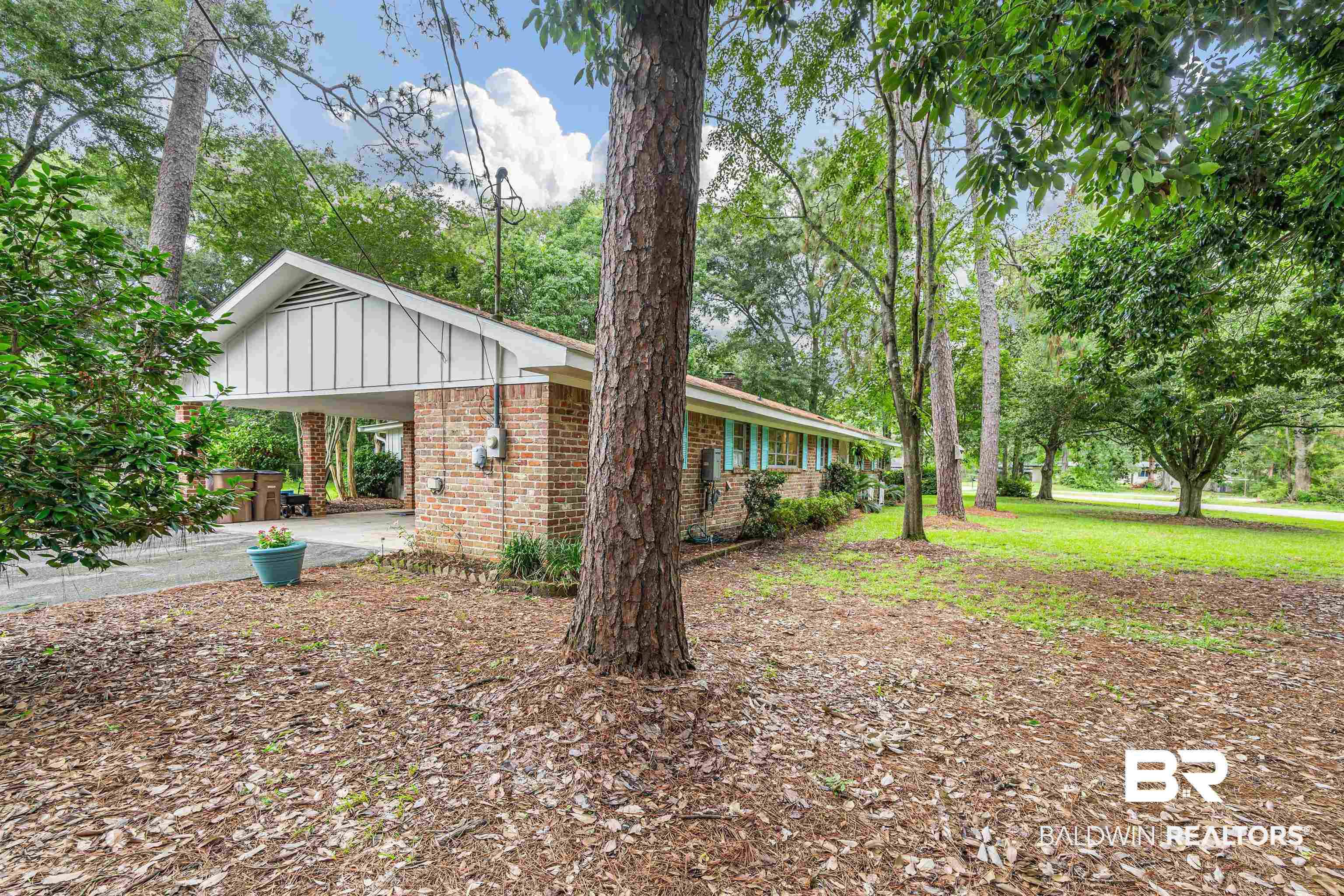 4051 East Canal Circle Mobile, AL 36619 - Photo 4 of 32 Exterior space