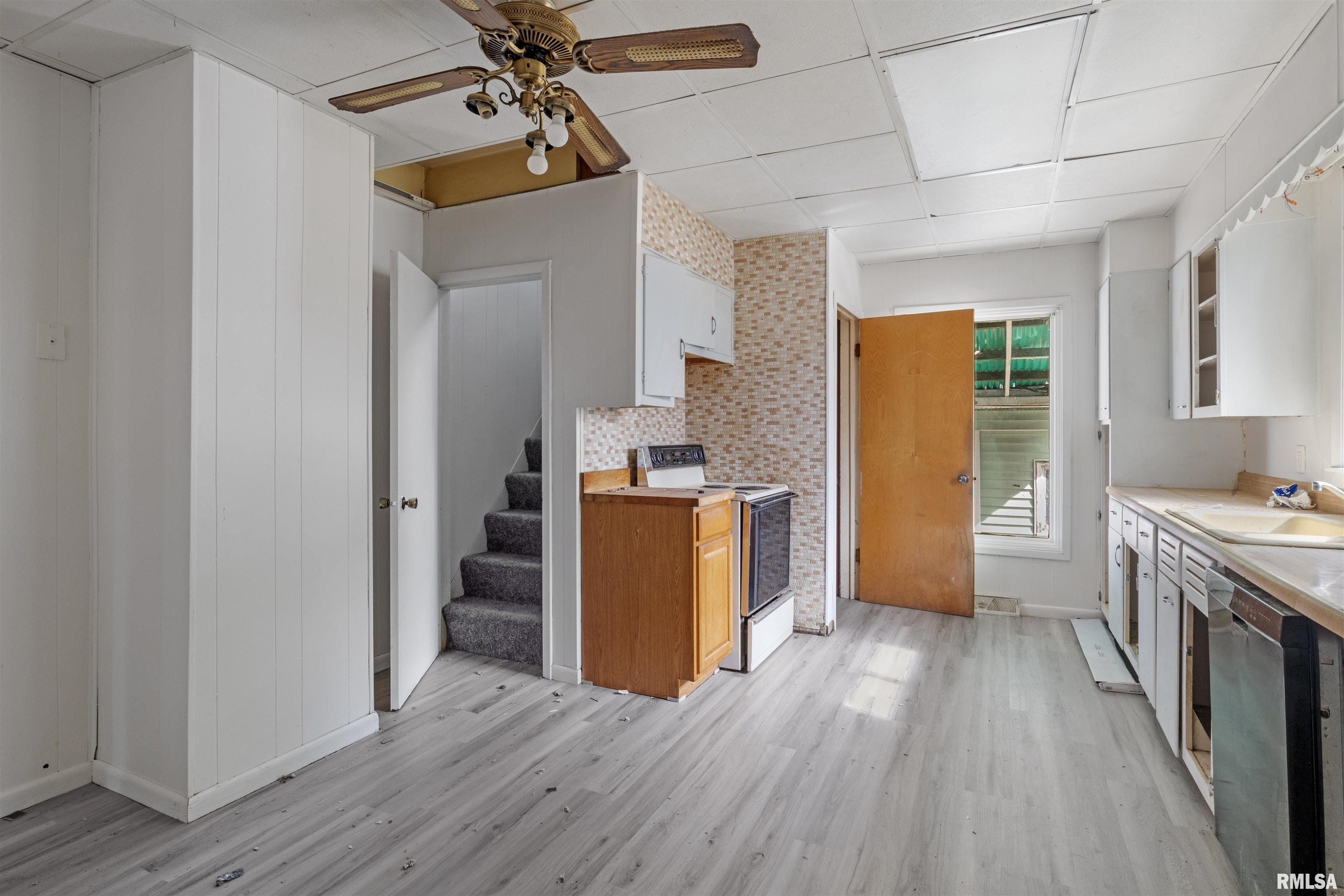 1912 North 11th Street Springfield, IL 62702 - Photo 5 of 12