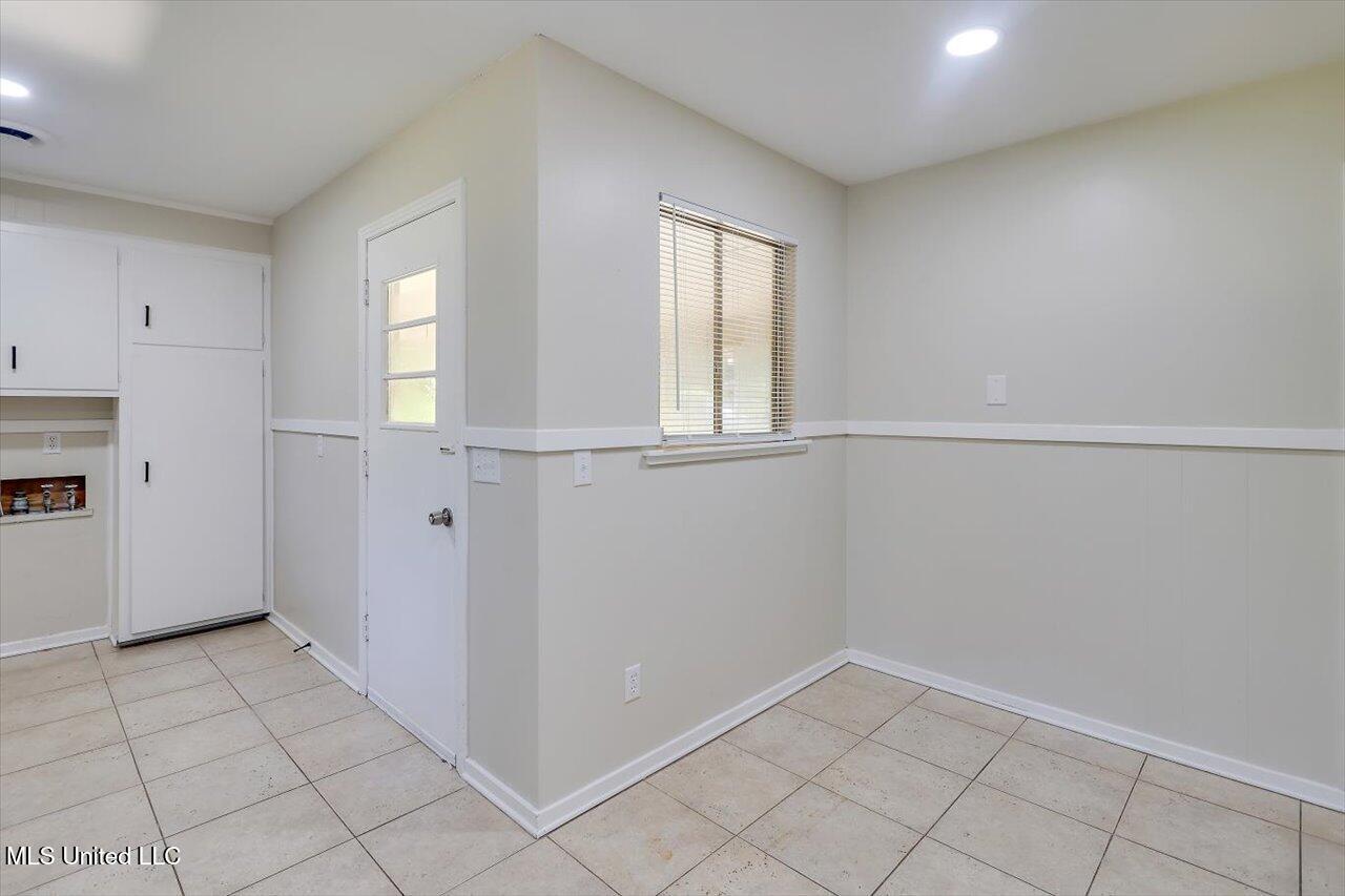 111 Chiswick Circle Jackson, MS 39211 - Photo 11 of 30 11-111 Chiswick Cir