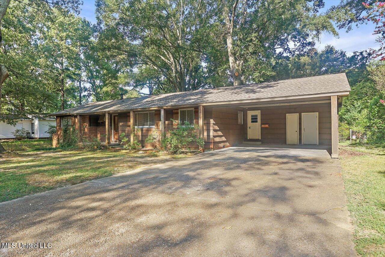 111 Chiswick Circle Jackson, MS 39211 - Photo 3 of 30 03-111 Chiswick Cir