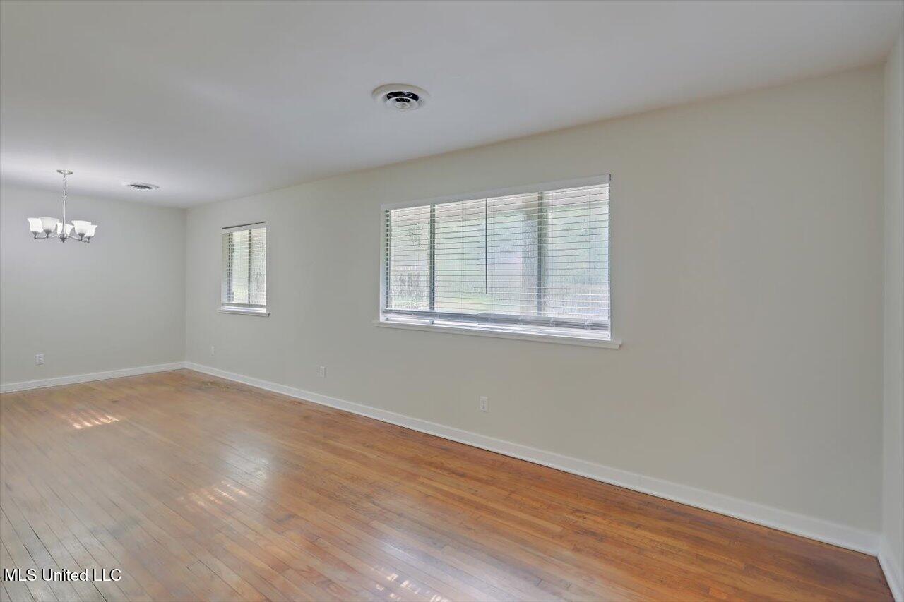 111 Chiswick Circle Jackson, MS 39211 - Photo 6 of 30 06-111 Chiswick Cir