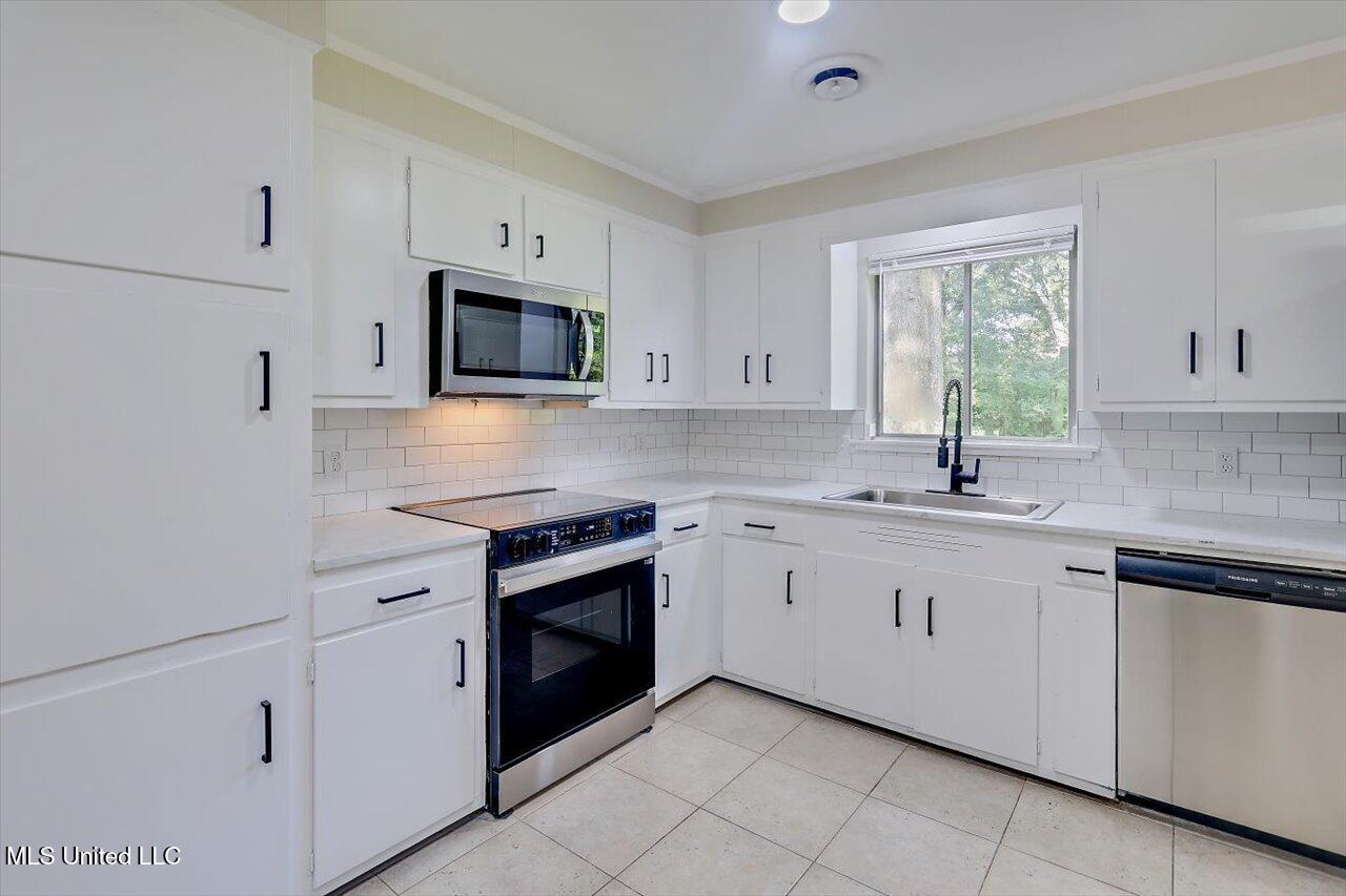 111 Chiswick Circle Jackson, MS 39211 - Photo 10 of 30 10-111 Chiswick Cir