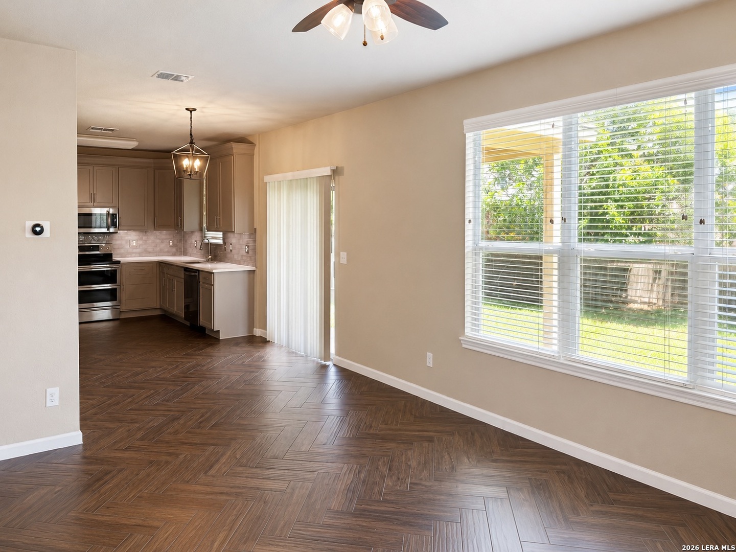 9614 Copper Estate Converse, TX 78109 - Photo 6 of 22