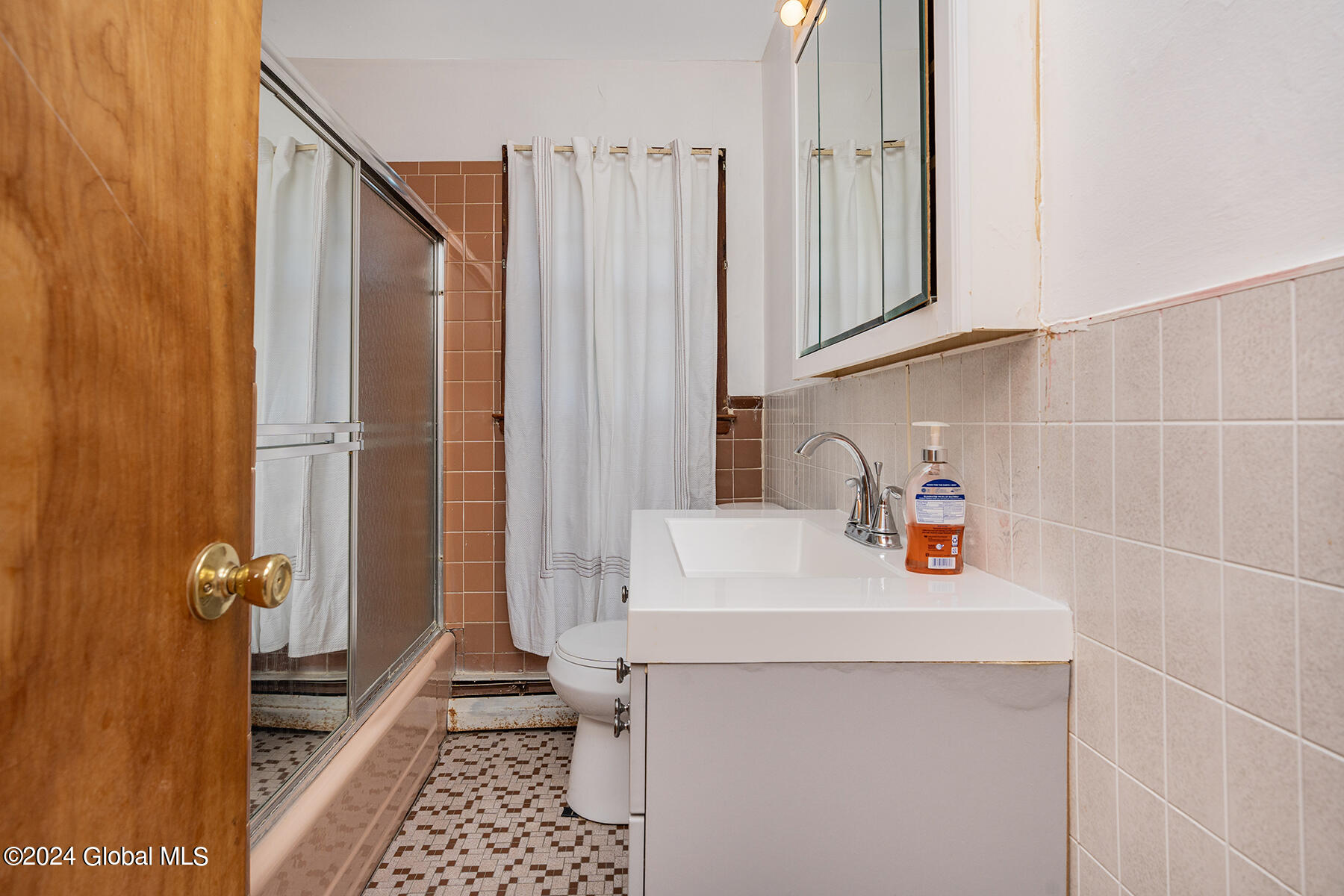 11 Beverly Drive Bethlehem, NY 12203 - Photo 15 of 34 015-11-Beverly-Dr