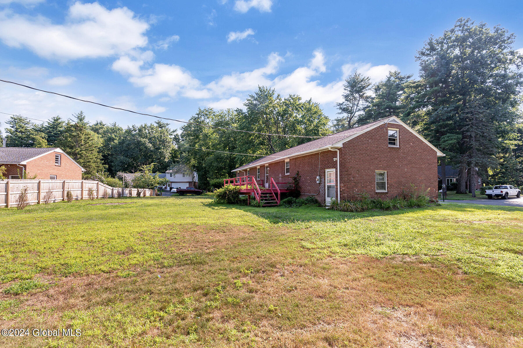 11 Beverly Drive Bethlehem, NY 12203 - Photo 2 of 34 002-11-Beverly-Dr