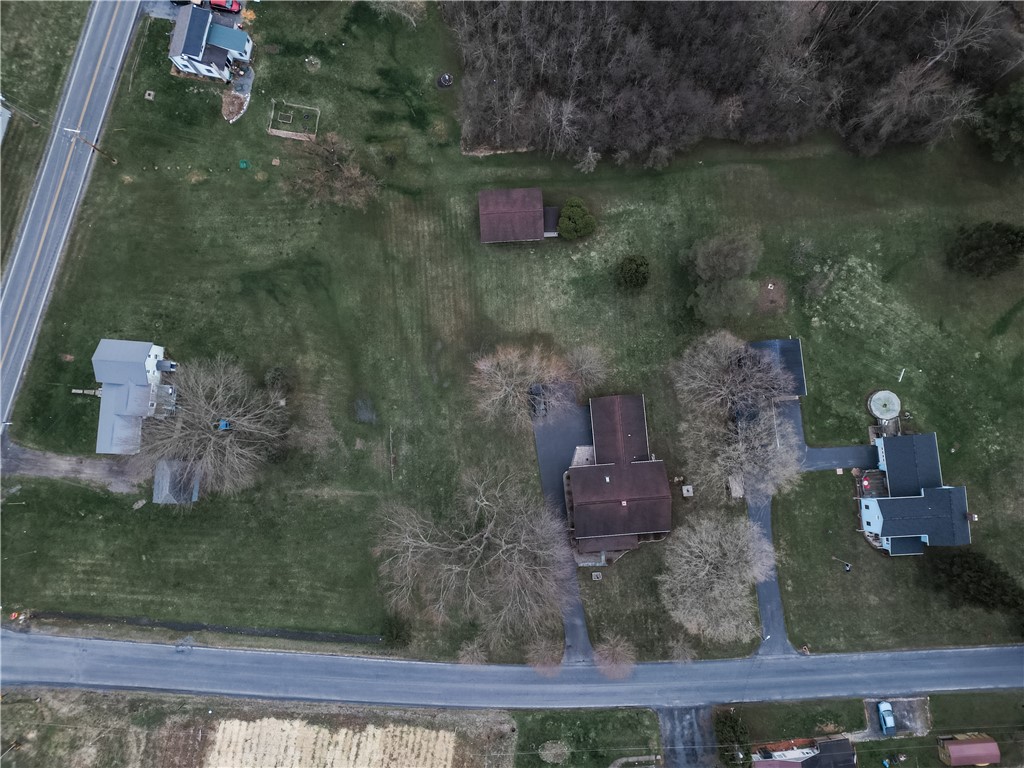 7251 School Street Throop, NY 13021 - Photo 11 of 49