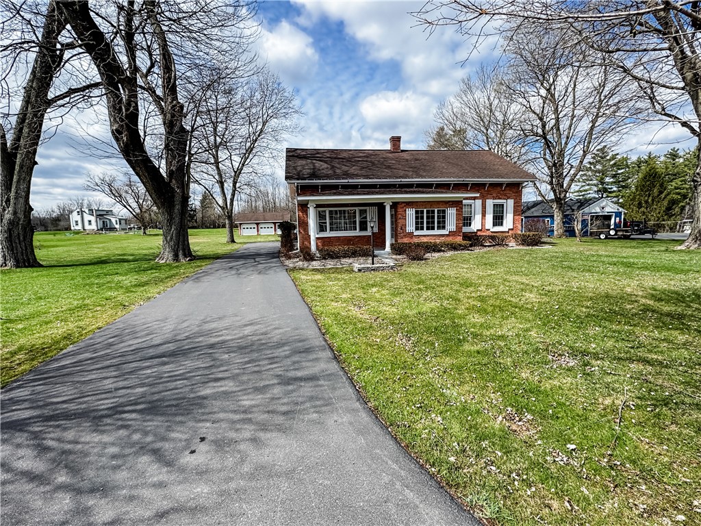 7251 School Street Throop, NY 13021 - Photo 2 of 49