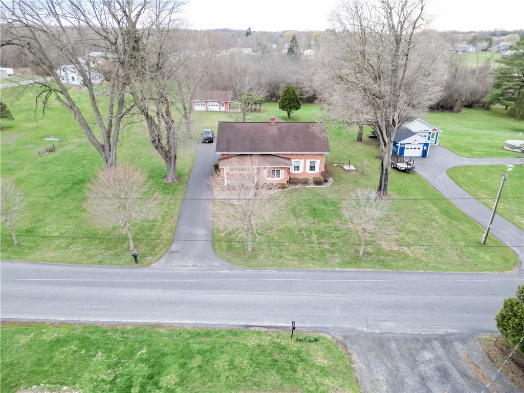 7251 School Street Throop, NY 13021 - Photo 4 of 49