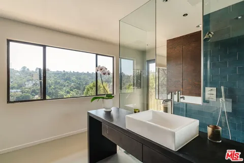 $1,999,995 | 8715 Skyline Drive, Los Angeles, CA 90046