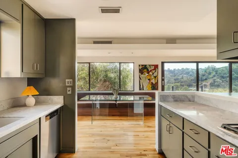 $1,999,995 | 8715 Skyline Drive, Los Angeles, CA 90046