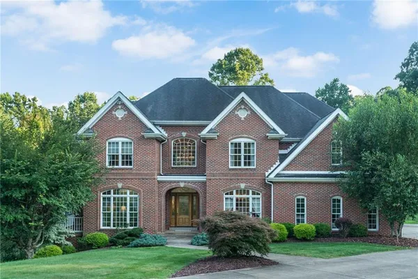 $899,000 | 3424 Lashan Drive, Murrysville, PA 15668