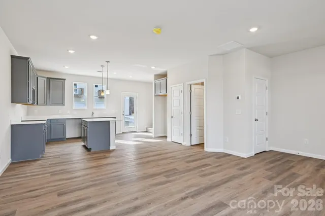 $273,055 | 209 Vanguard Lane, Unit 17, Gastonia, NC 28056