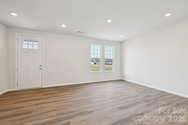 $273,055 | 209 Vanguard Lane, Unit 17, Gastonia, NC 28056