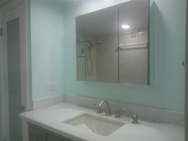 $460,000 | 1630 North Ocean Boulevard, Unit 814, Pompano Beach, FL 33062