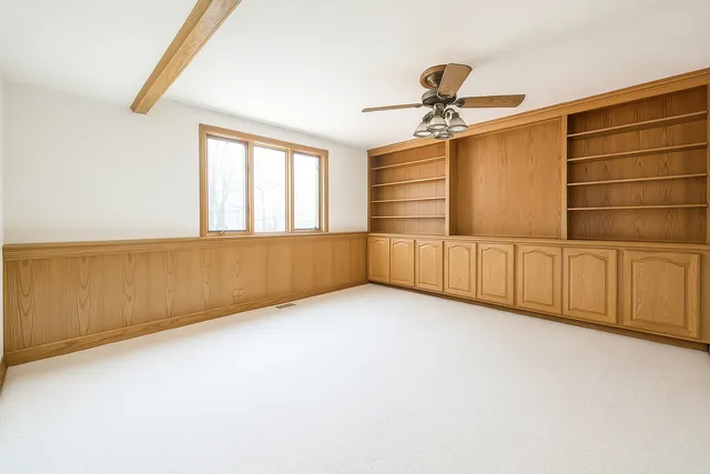 $479,000 | 10531 Camelot Street, Westchester, IL 60154