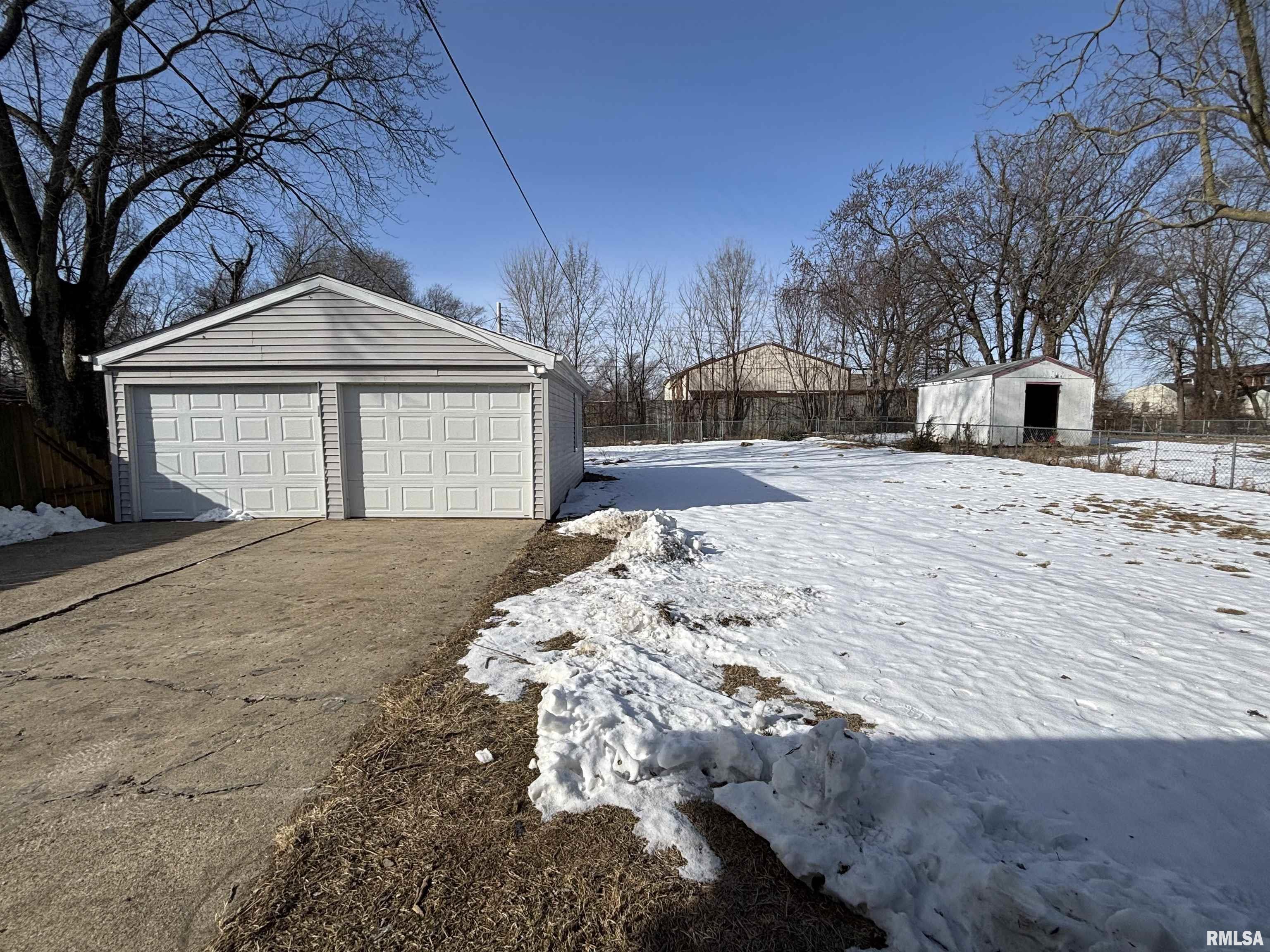 3237 Warner Drive Springfield, IL 62703 - Photo 30 of 32 Gallery Image 30