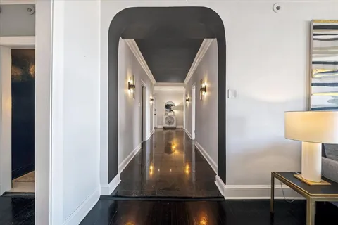 $600,000 | 3530 North Lake Shore Drive, Unit 11B, Chicago, IL 60657