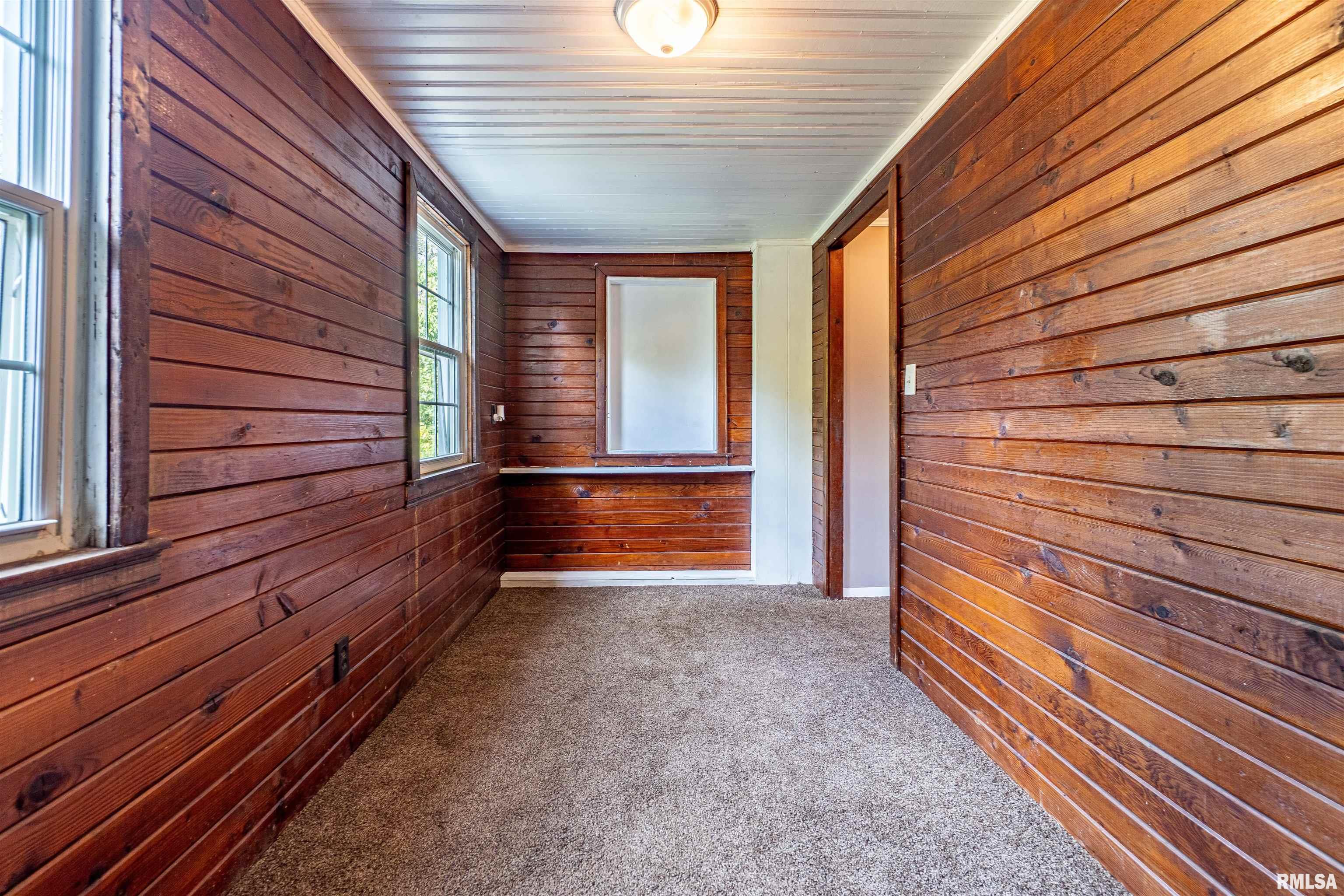 253 Park Road Creve Coeur, IL 61610 - Photo 18 of 32 Gallery Image 18