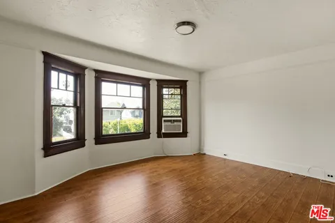 $1,099,000 | 2302 South Budlong Avenue, Los Angeles, CA 90007