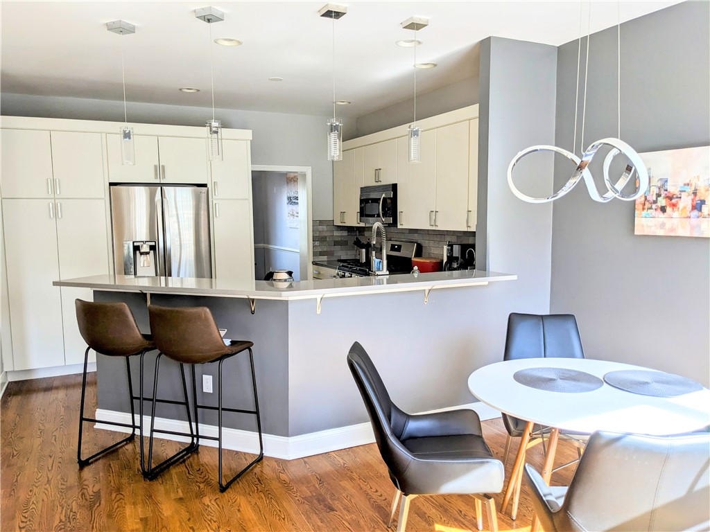 4 Seal Island Road, Unit 4 Bristol, RI 02809 - Photo 18 of 47 Gallery Image 18