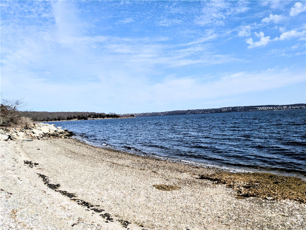 4 Seal Island Road, Unit 4 Bristol, RI 02809 - Photo 45 of 47 Gallery Image 45