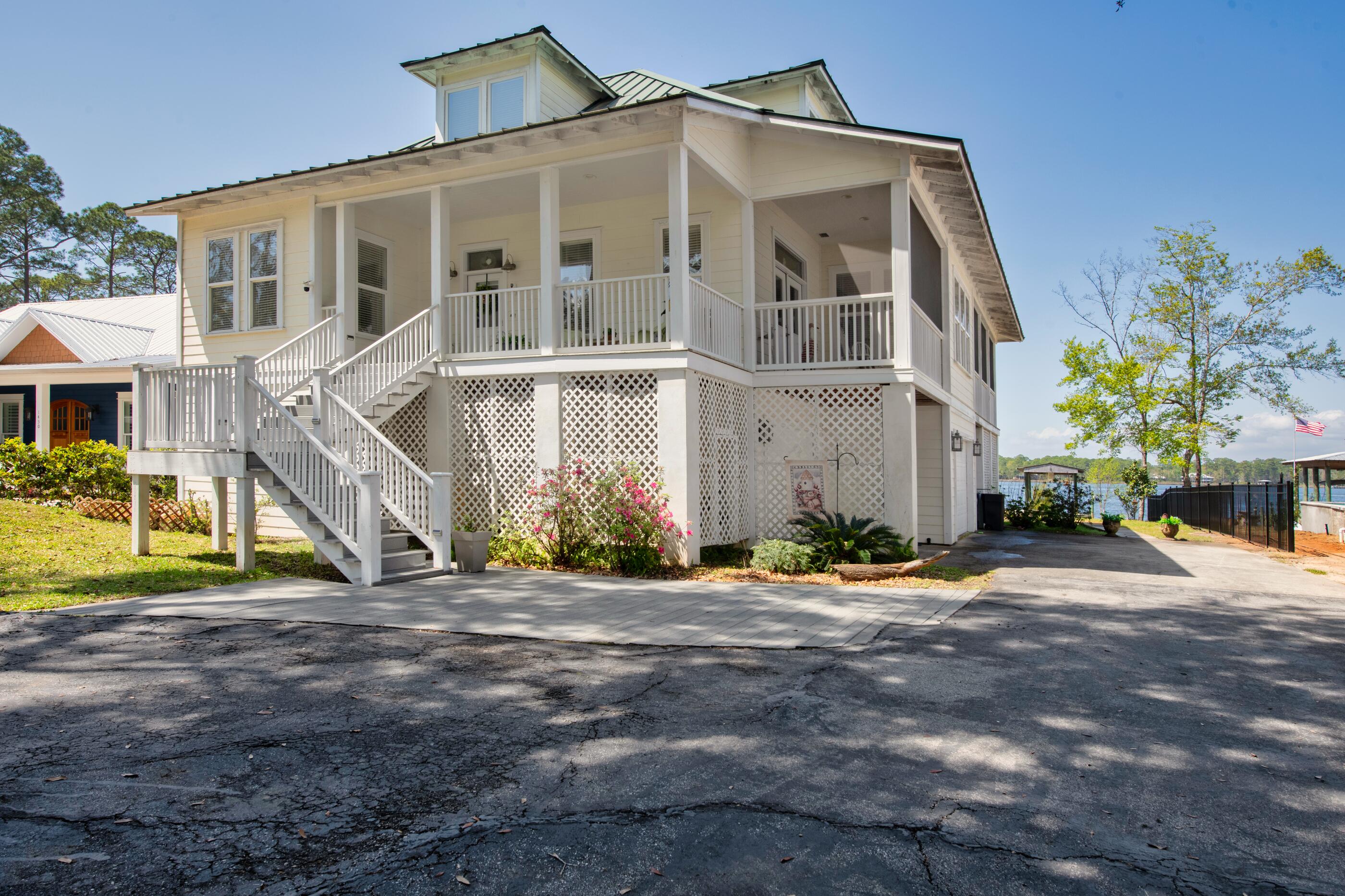1422 Lagrange Road Freeport, FL 32439 - Photo 3 of 97 3