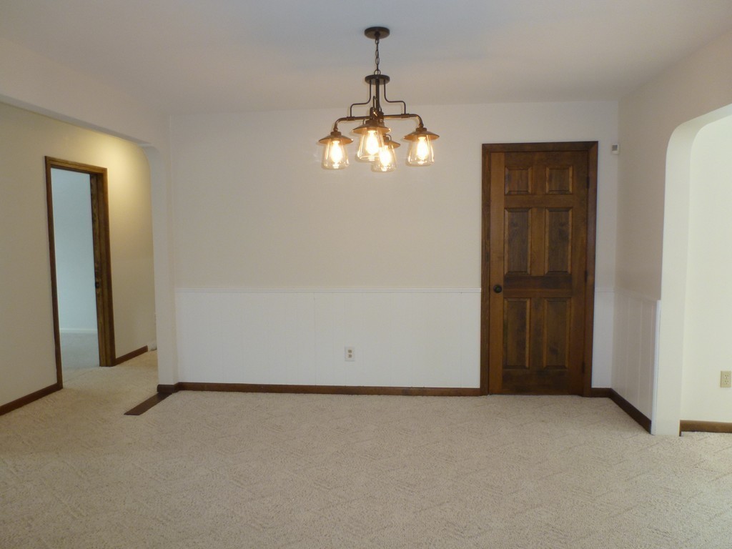 134 Dunstable Road North Chelmsford, MA 01863 - Photo 5 of 26 a view of empty room with window