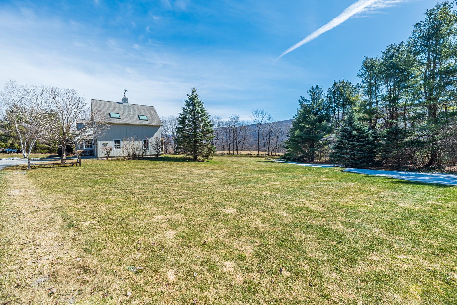 262 Hanley Farm Road Manchester, VT 05255 - Photo 13 of 40 Gallery Image 13