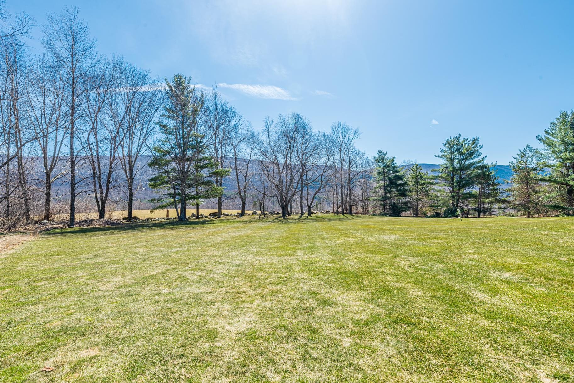 262 Hanley Farm Road Manchester, VT 05255 - Photo 4 of 40 Gallery Image 4