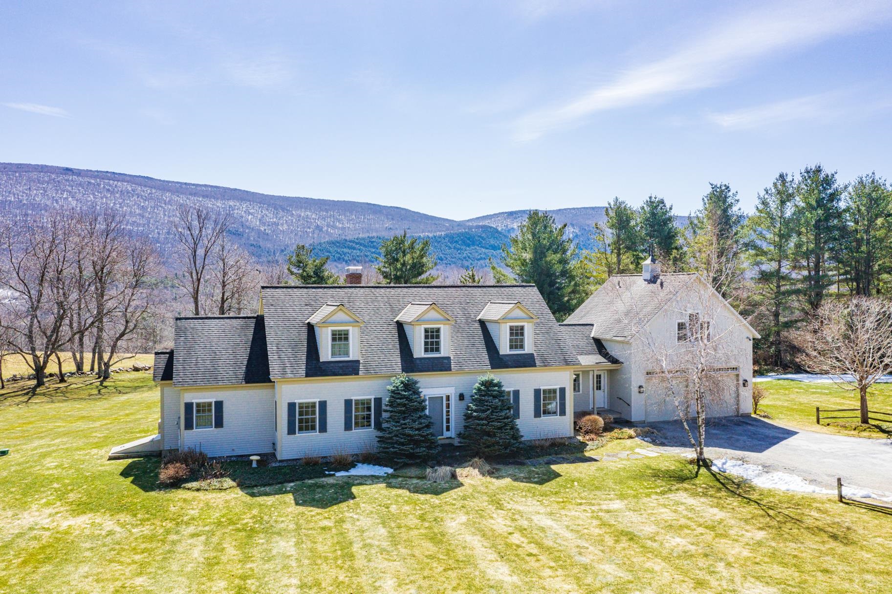 262 Hanley Farm Road Manchester, VT 05255 - Photo 6 of 40 Gallery Image 6