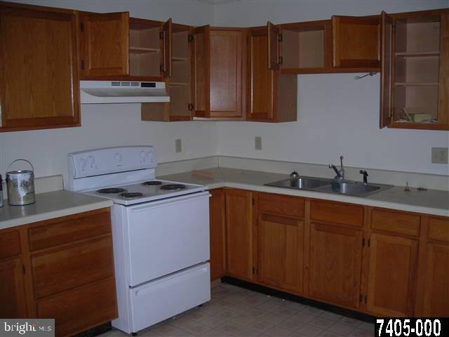 425 Red Mill Road Etters, PA 17319 - Photo 3 of 8 Gallery Image 3