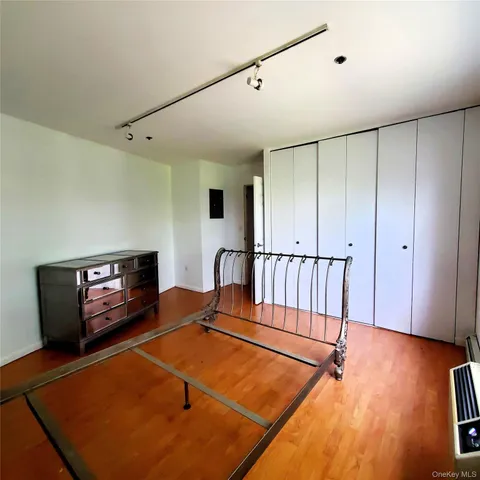 $415,000 | 400 Mt Pleasant Avenue, Unit 3J, Mamaroneck, NY 10543