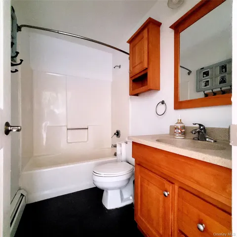 $415,000 | 400 Mt Pleasant Avenue, Unit 3J, Mamaroneck, NY 10543