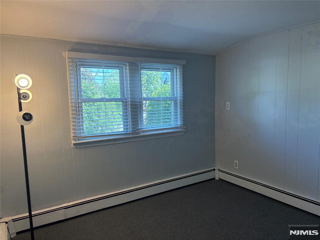 19 Bryant Street Paramus, NJ 07652 - Photo 9 of 19