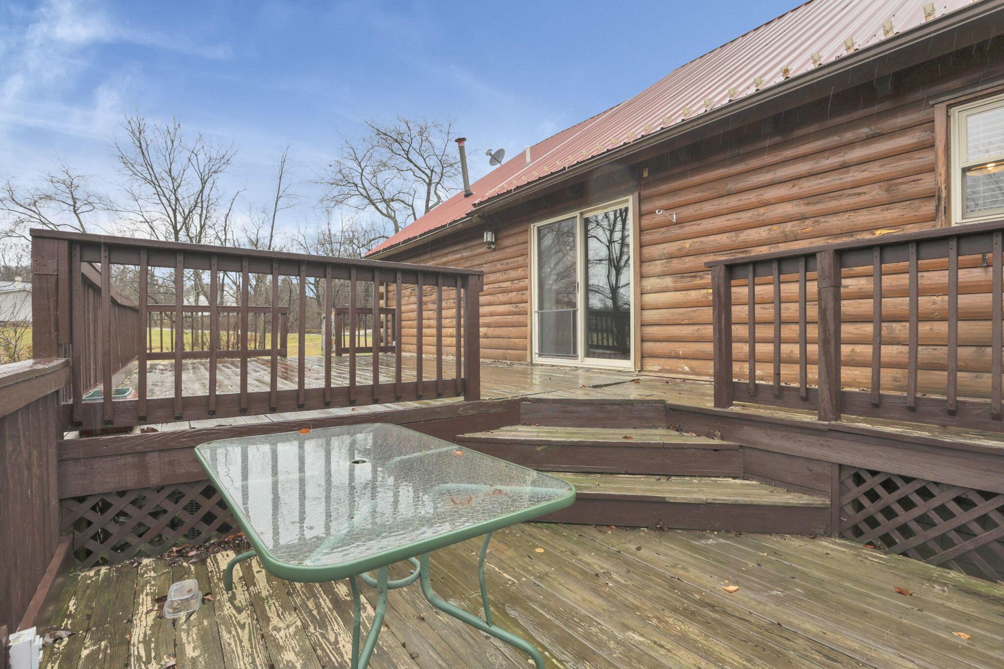 7760 Township Road Fredericktown, OH 43019 - Photo 55 of 74 Rear Deck