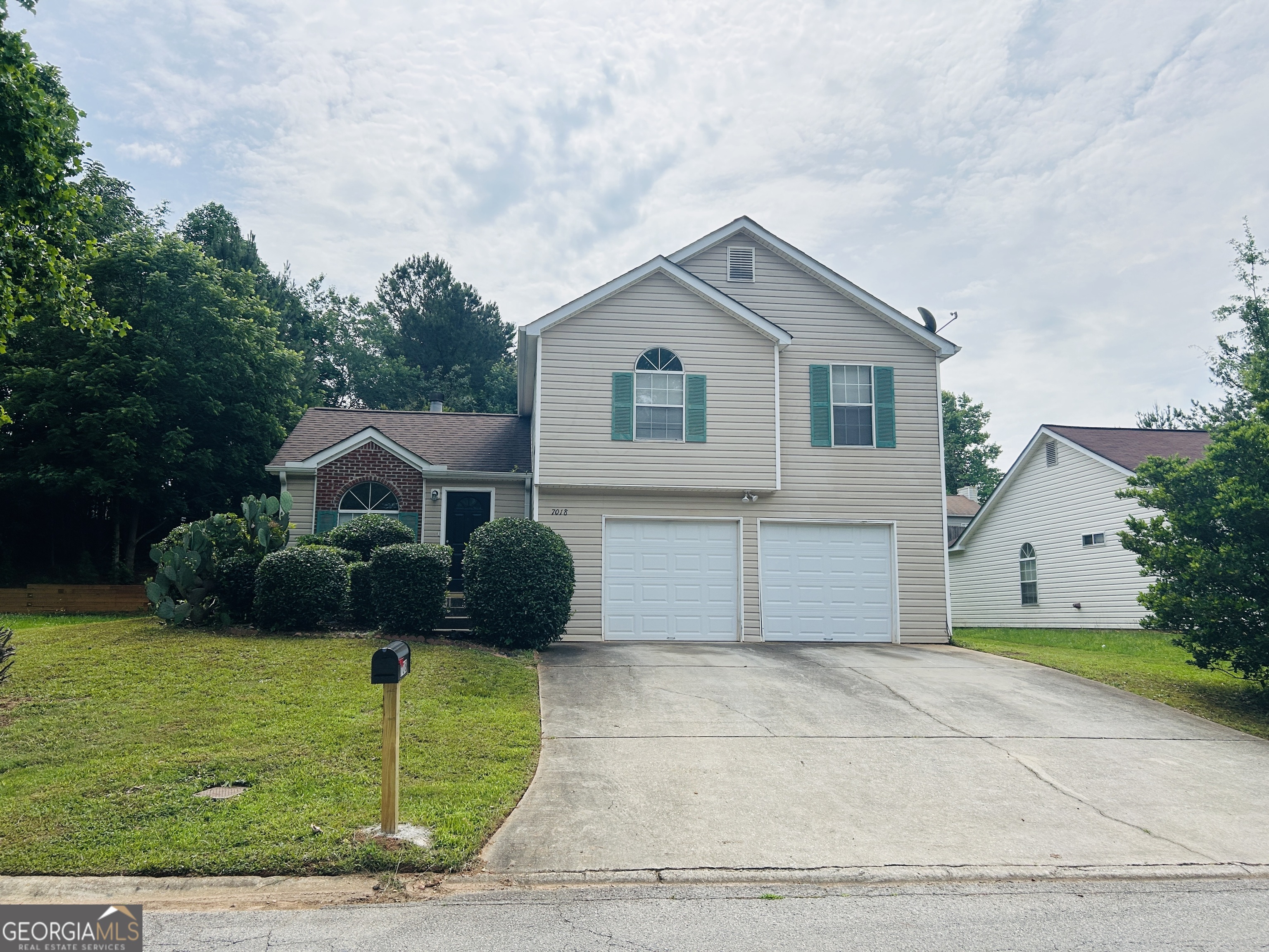 7018 New Dale Road Rex, GA 30273 - Photo 1 of 31