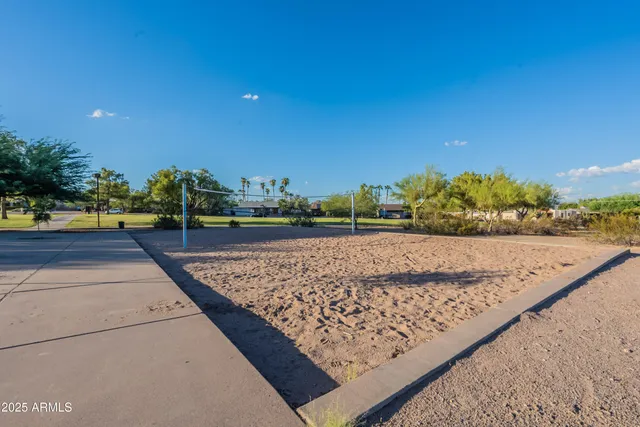 $929,999 | 2217 East North Lane, Phoenix, AZ 85028