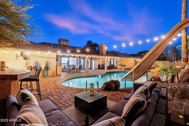 $929,999 | 2217 East North Lane, Phoenix, AZ 85028